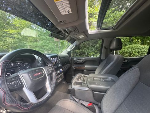 Used 2019 GMC Sierra 1500 SLE w/ SLE Value Package AWD/4WD image 13