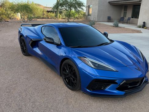 Used 2023 Chevrolet Corvette Stingray Preferred Cpe w/ Z51 Performance Package RWD image 6