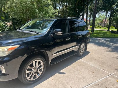 Used 2013 Lexus LX 570 4WD w/ Luxury Pkg w/Pre-crash