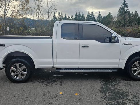 Used 2019 Ford F150 Lariat image 8