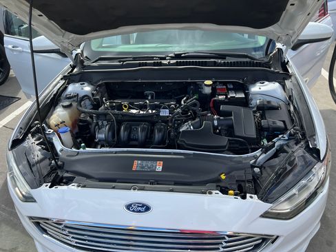 Used 2018 Ford Fusion S image 17