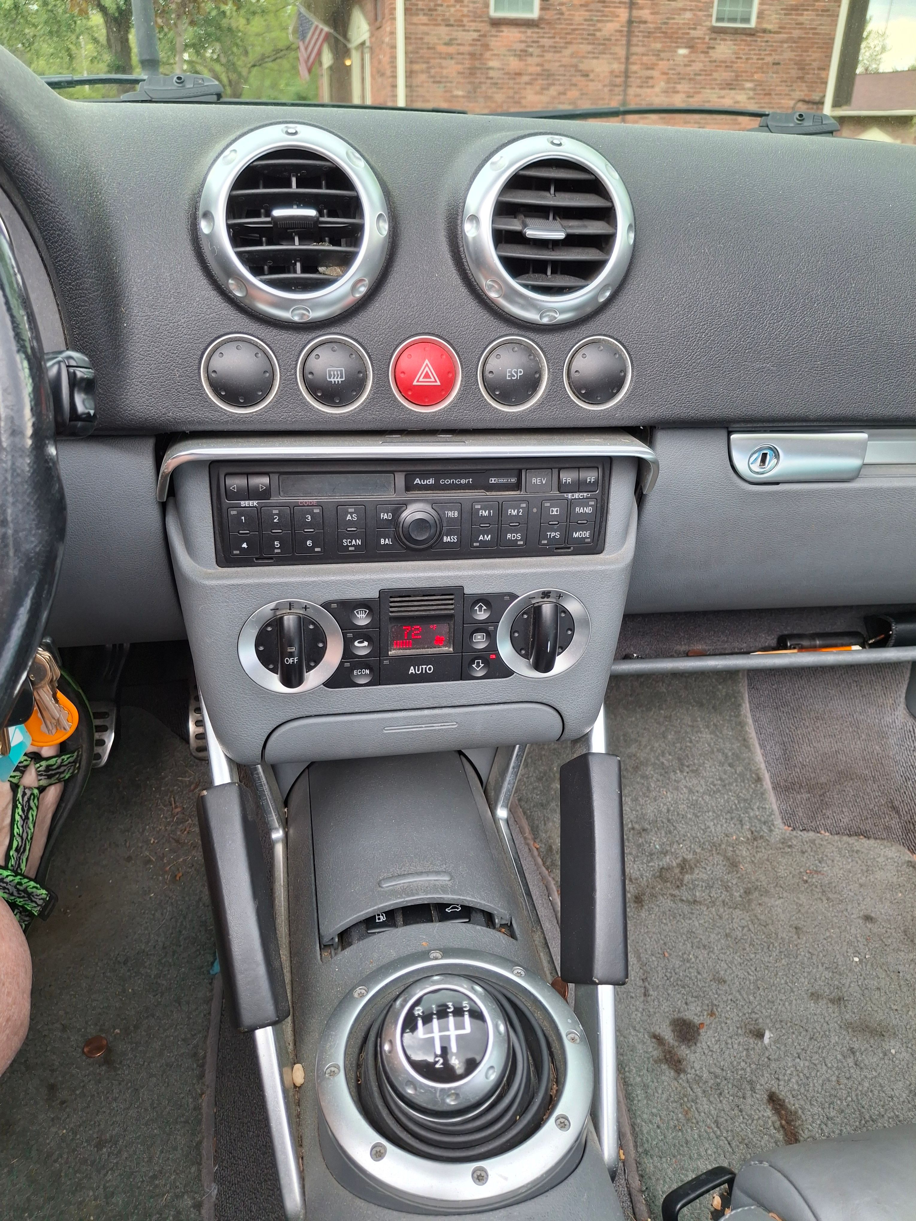Used 2001 Audi TT 1.8T FWD image 8