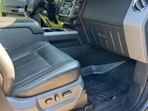 Used 2016 Ford F350 Lariat w/ Lariat Ultimate Package AWD/4WD image 59
