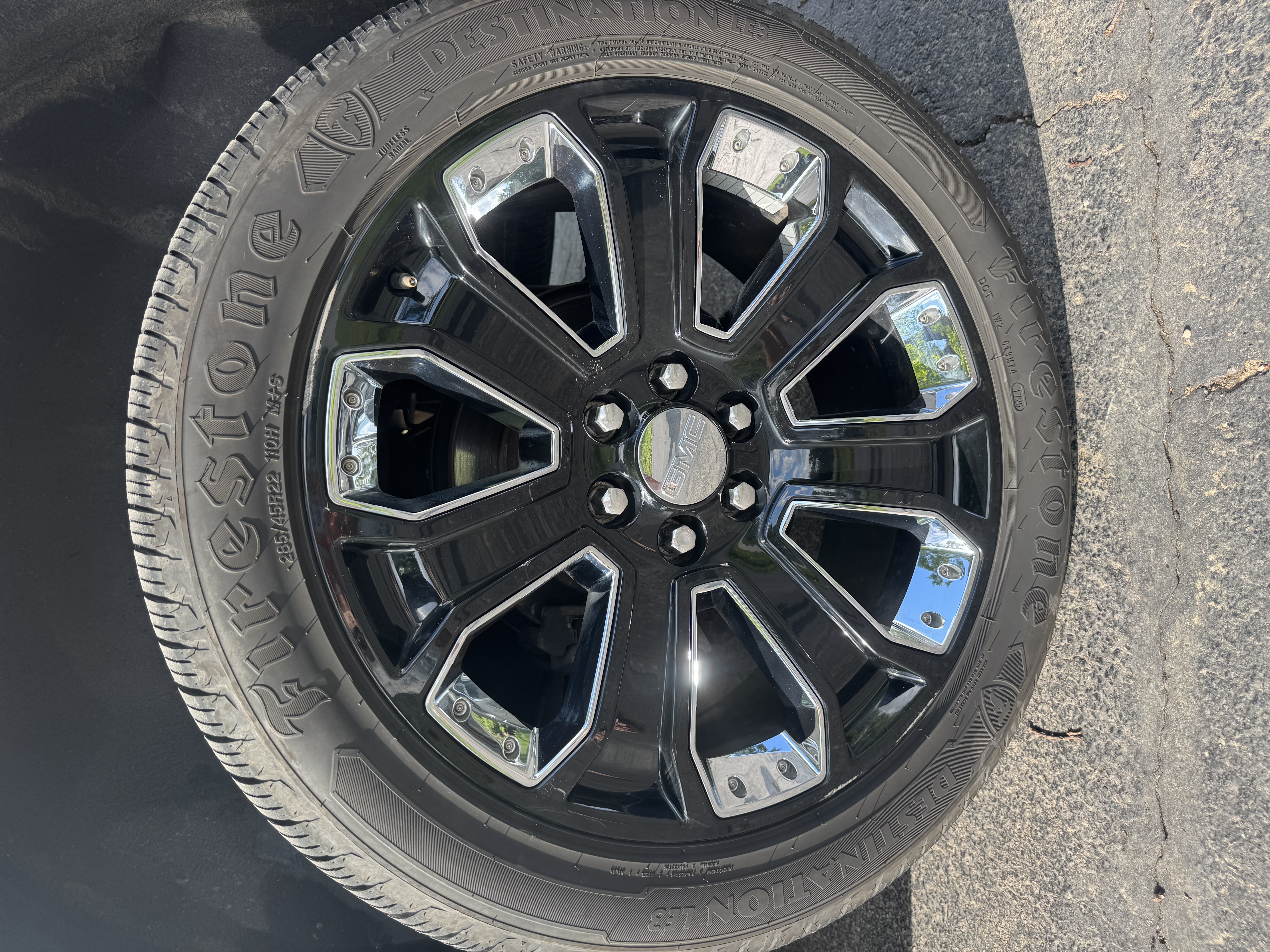 Used 2020 GMC Yukon Denali w/ Denali Ultimate Package AWD/4WD image 8