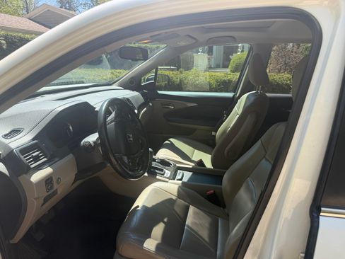 Used 2017 Honda Pilot EX-L image 9