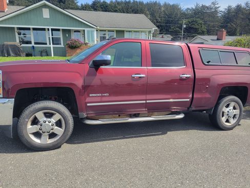 Used 2016 Chevrolet Silverado 2500 LTZ w/ Duramax Plus Package image 17