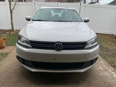 Used 2014 Volkswagen Jetta SEL FWD image 9