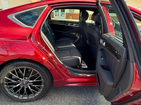 Used 2019 Genesis G80 3.3T Sport image 8