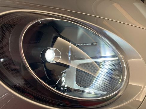 Used 2023 Porsche 911 Carrera image 32
