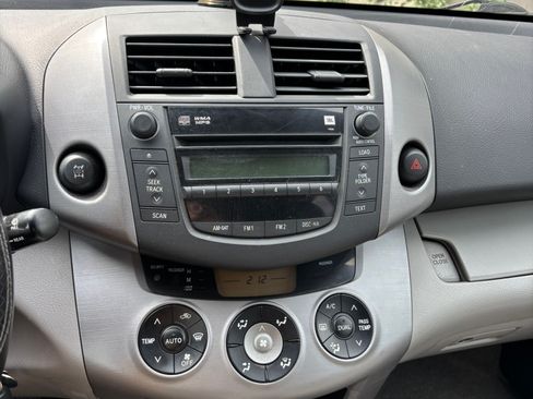 Used 2008 Toyota RAV4 Limited AWD/4WD image 13