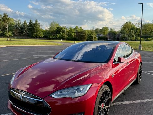 Used 2014 Tesla Model S RWD image 8