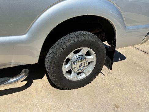 Used 2015 Ford F250 XLT RWD image 17