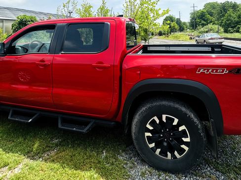 Used 2024 Nissan Frontier PRO-4X w/ Pro Convenience Package AWD/4WD image 8