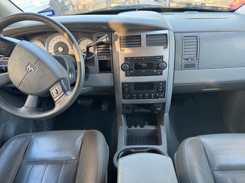 Used 2005 Dodge Durango Limited image 21