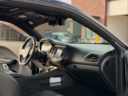 Used 2020 Dodge Challenger R/T Scat Pack w/ Dynamics Package image 11