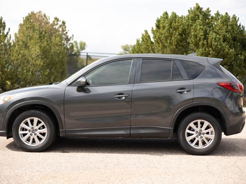 Used 2016 MAZDA CX-5 Sport image 2