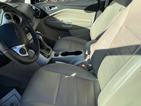 Used 2013 Ford C-MAX SEL image 6