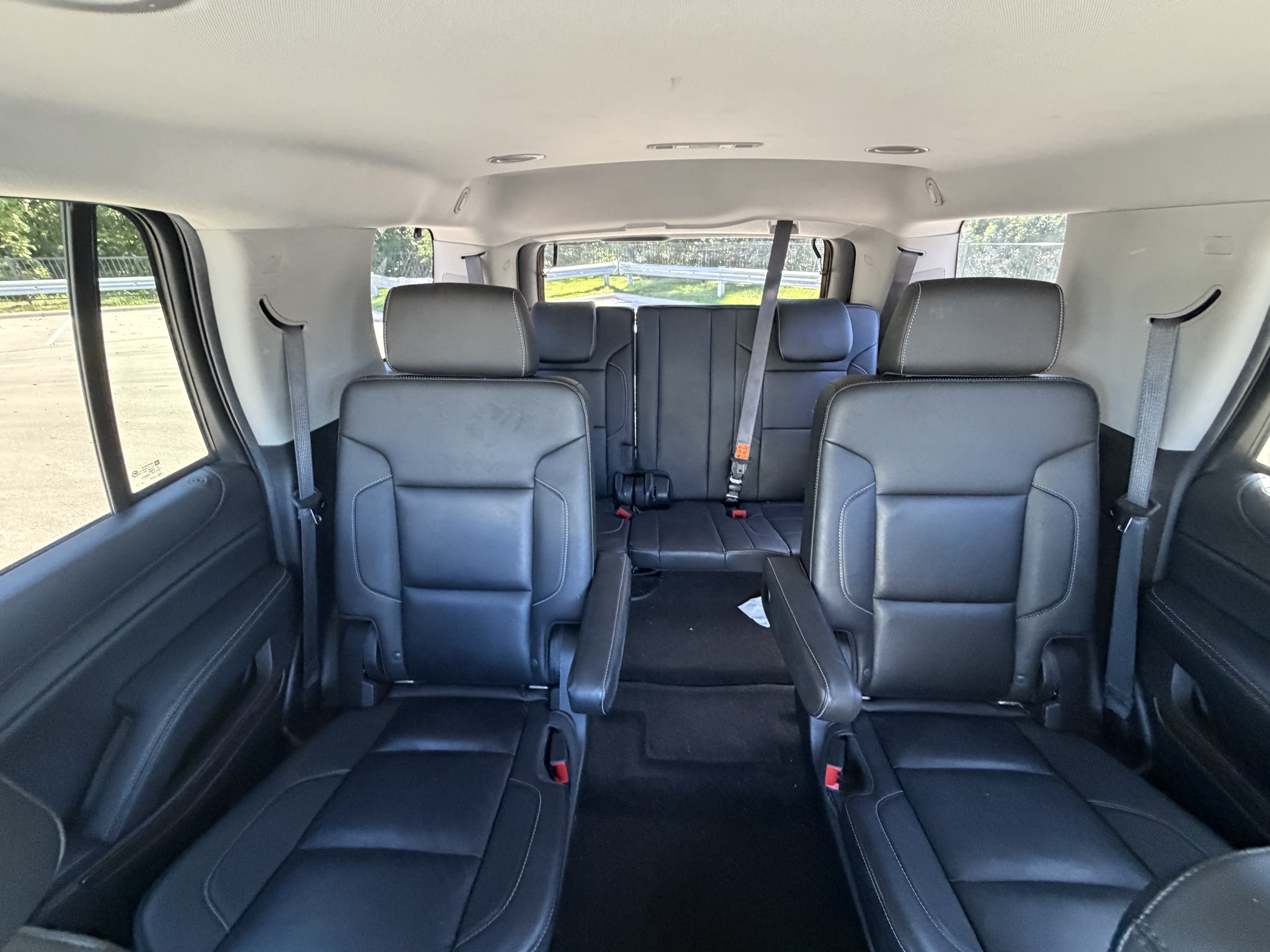 Used 2016 Chevrolet Tahoe LT w/ Luxury Package AWD/4WD image 24