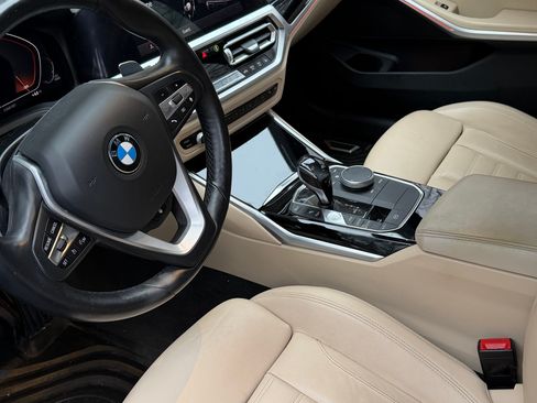 Used 2019 BMW 330i xDrive Sedan w/ Premium Package image 11