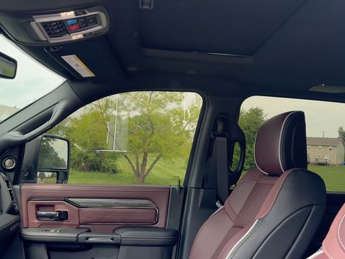 Used 2025 RAM 2500 Limited image 14