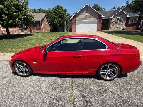 Used 2011 BMW 335is Convertible RWD image 4