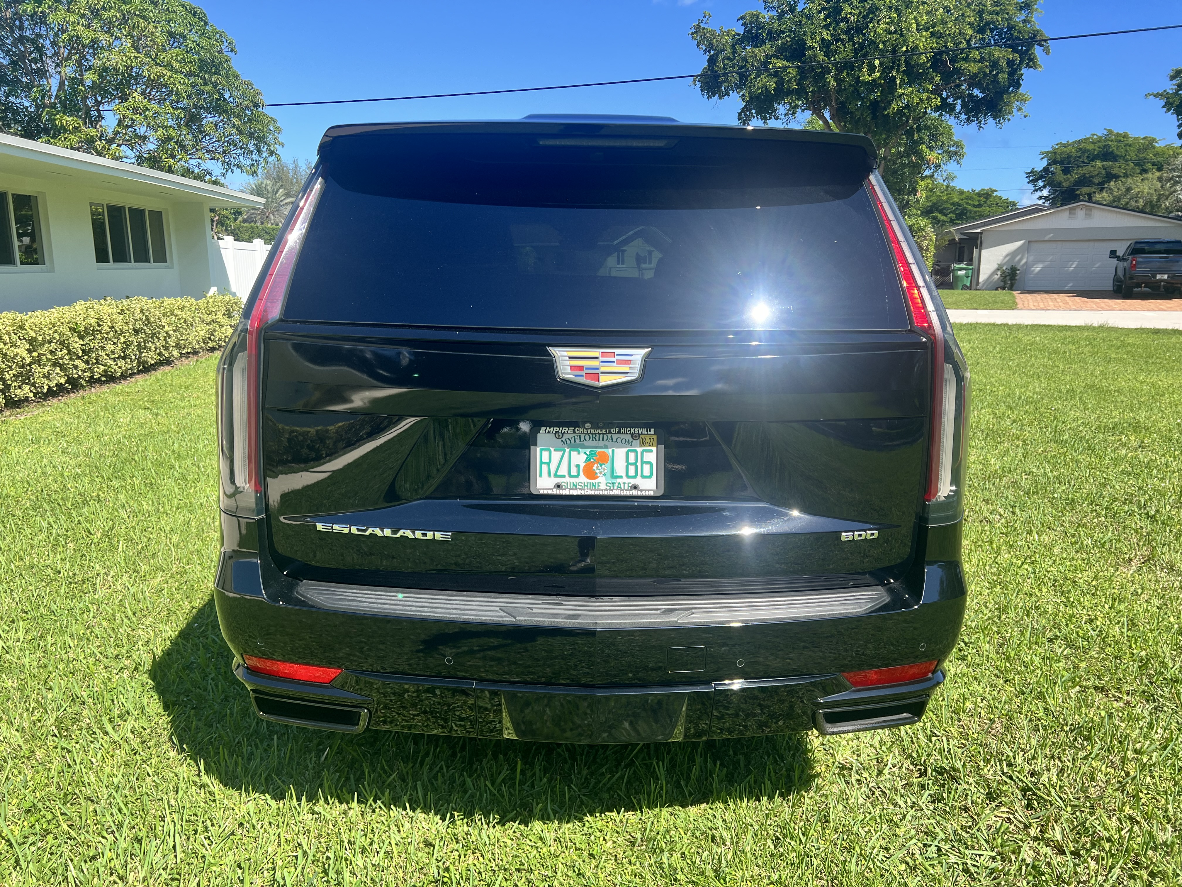 Used 2021 Cadillac Escalade Sport w/ Driver Assist Tech Package AWD/4WD image 8