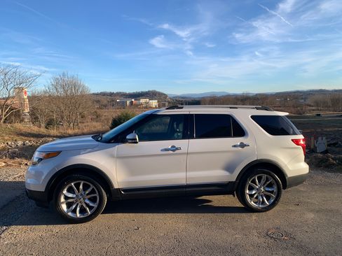 Used 2013 Ford Explorer Limited image 2