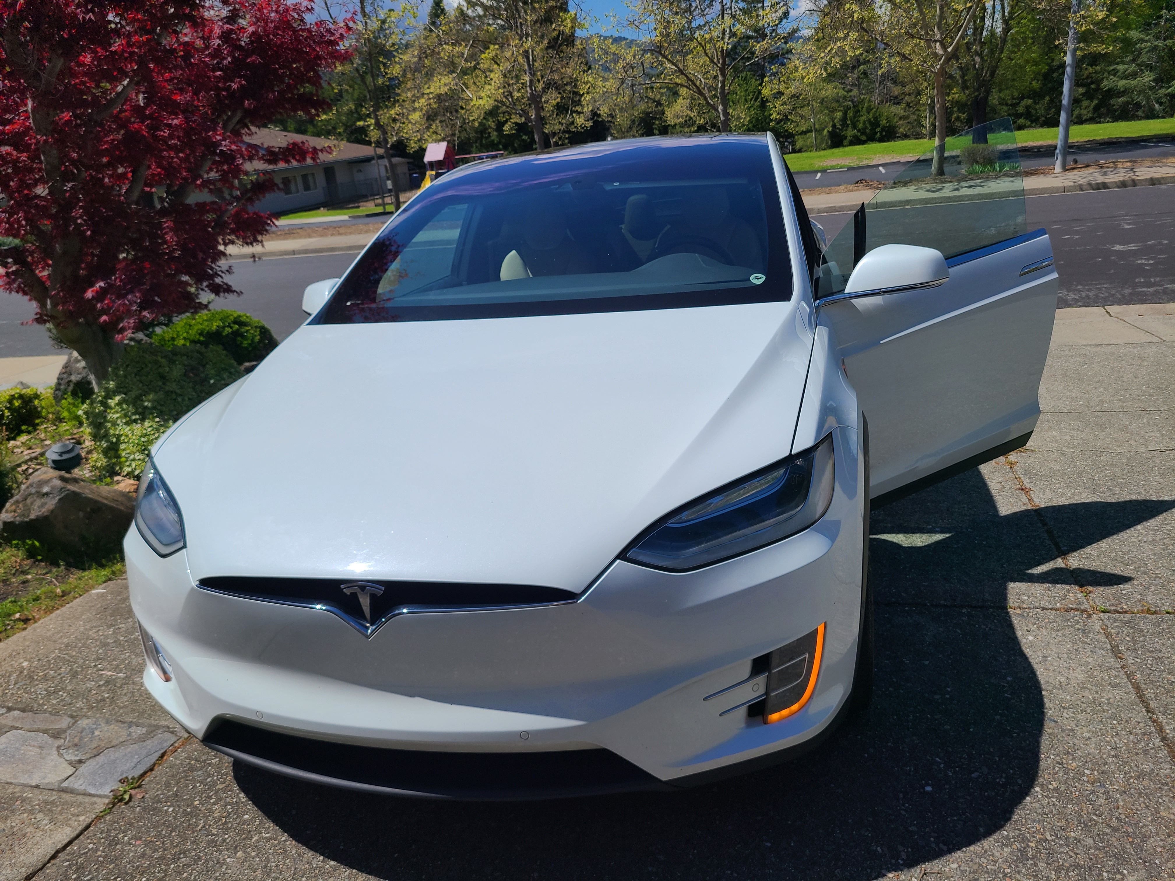 Used 2016 Tesla Model X 75D AWD/4WD image 2