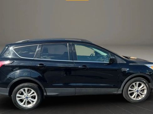 Used 2018 Ford Escape SE AWD/4WD image 15