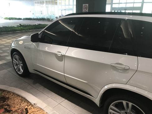 Used 2013 BMW X5 M image 2