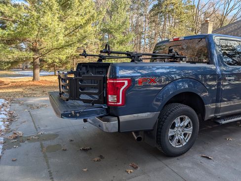 Used 2015 Ford F150 XLT w/ Equipment Group 302A Luxury image 9