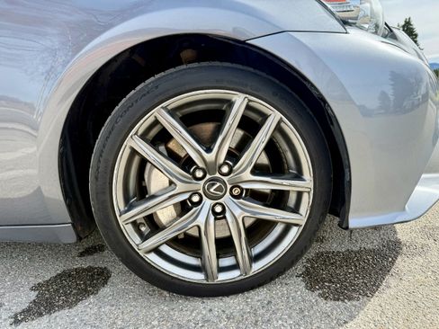 Used 2016 Lexus IS 350 AWD image 18