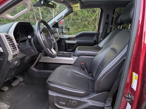 Used 2017 Ford F250 Lariat w/ Lariat Ultimate Package image 11