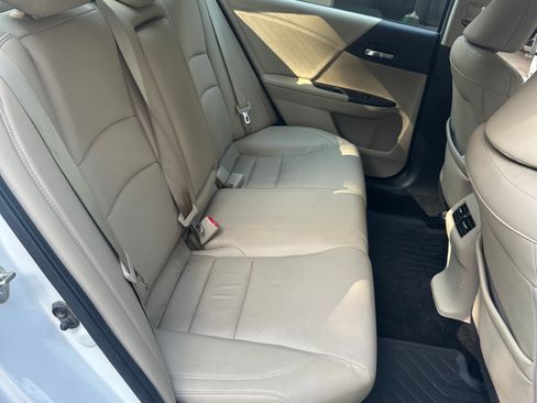 Used 2015 Honda Accord EX-L image 10