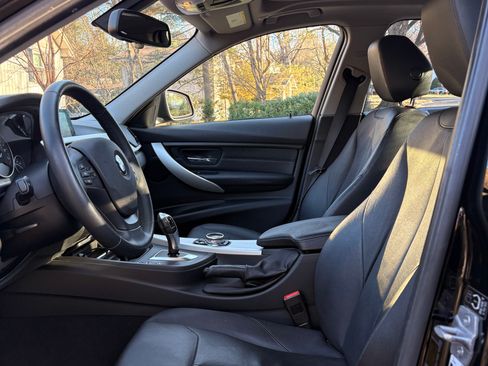 Used 2014 BMW 320i xDrive Sedan image 10