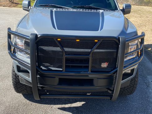 Used 2020 Ford F150 Lariat w/ Equipment Group 502A Luxury image 4