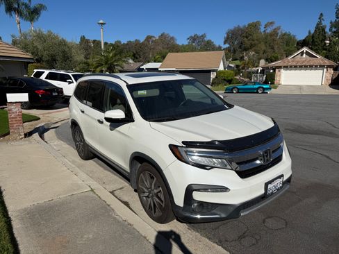 Used 2019 Honda Pilot Touring image 9