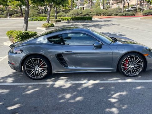 Used 2025 Porsche 718 Cayman S image 8
