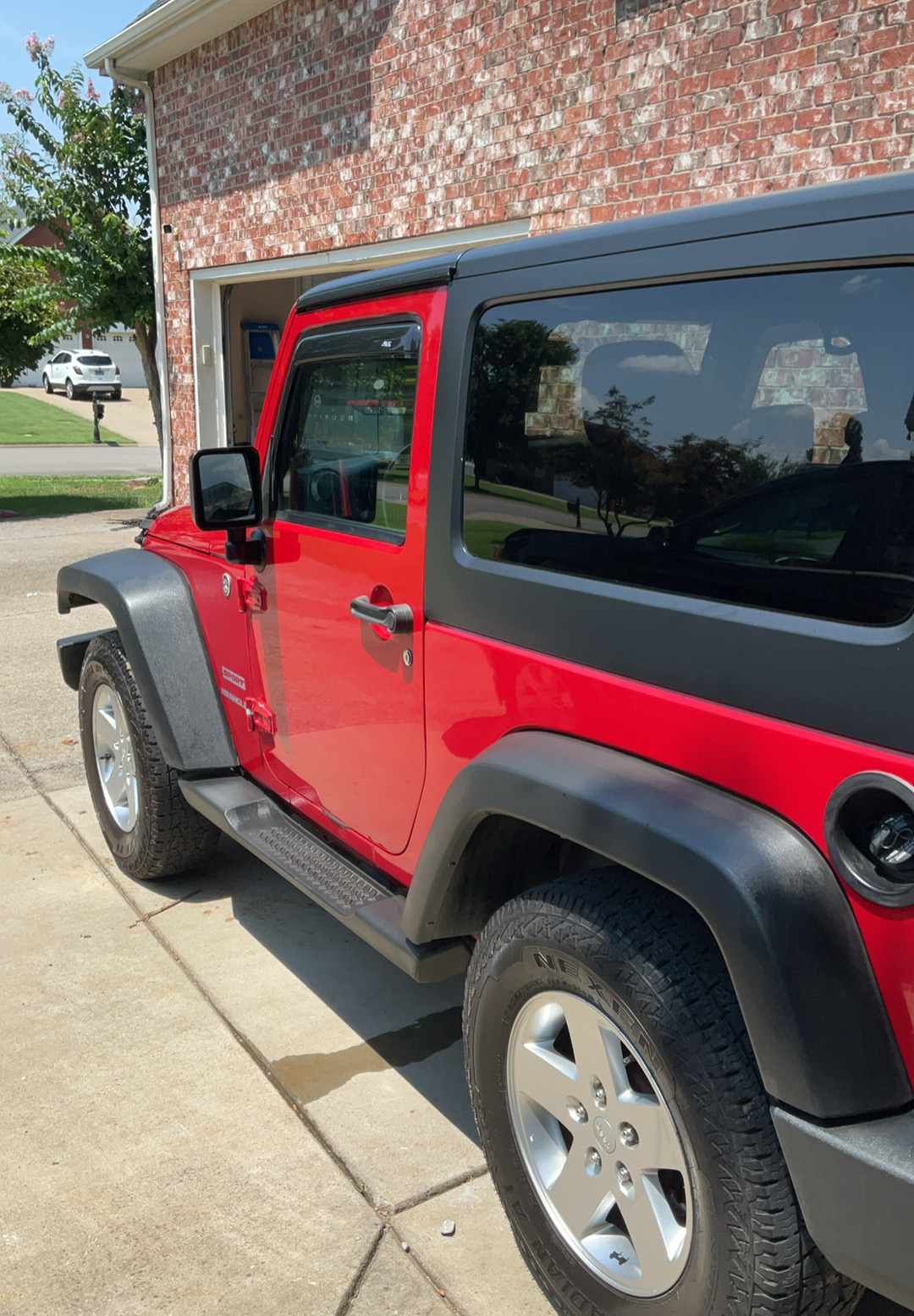 Used 2012 Jeep Wrangler Sport AWD/4WD image 5