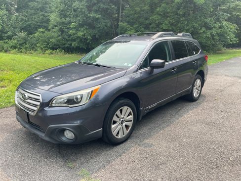 Used 2015 Subaru Outback 2.5i Premium w/ Popular Package #1 AWD/4WD image 2