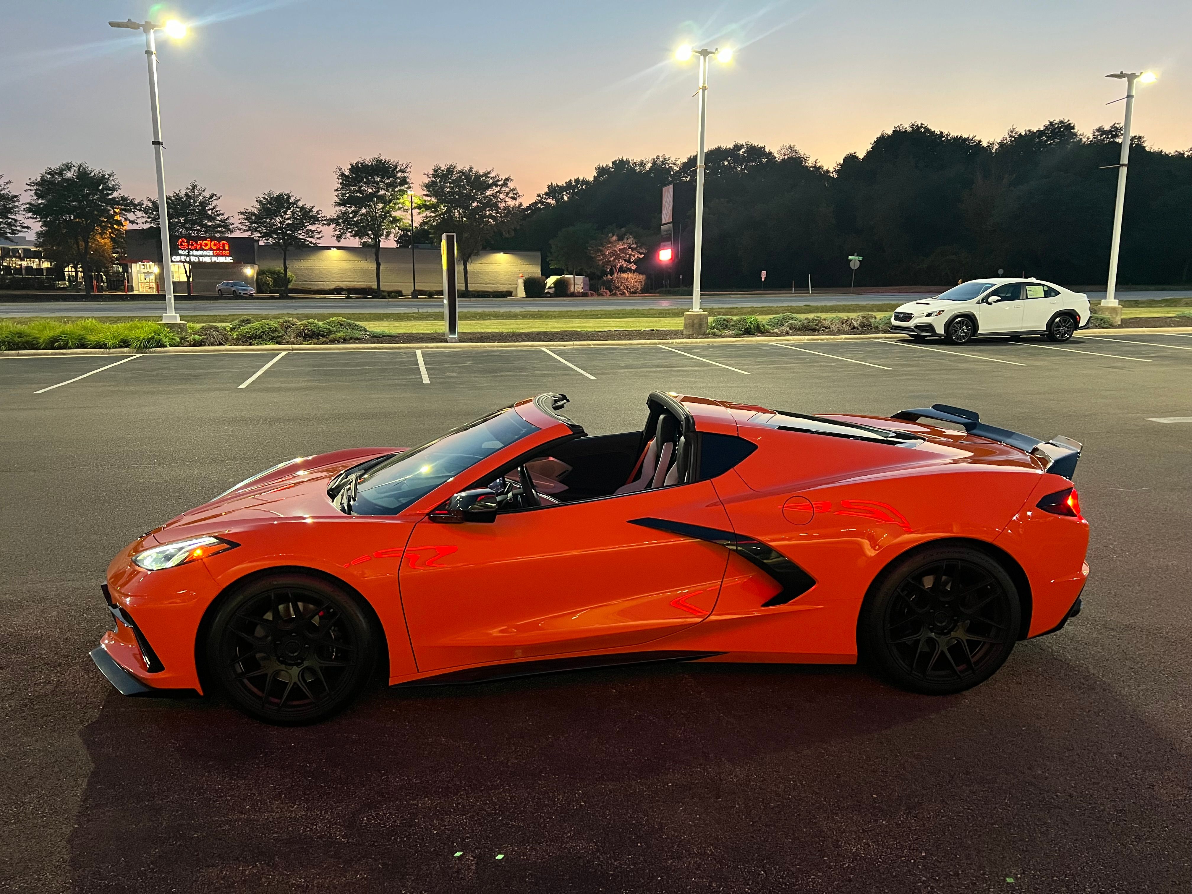 Used 2022 Chevrolet Corvette Stingray Preferred Cpe w/ Z51 Performance Package RWD image 19