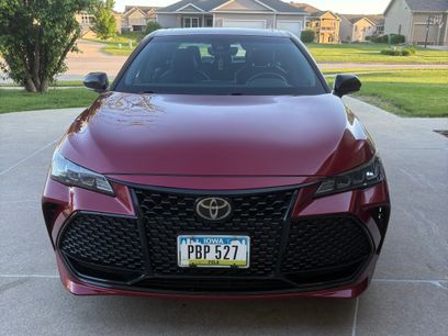 Used 2019 Toyota Avalon XSE w/ All Weather Liner Package