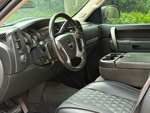 Used 2011 GMC Sierra 1500 SLE w/ Power Tech Package image 9