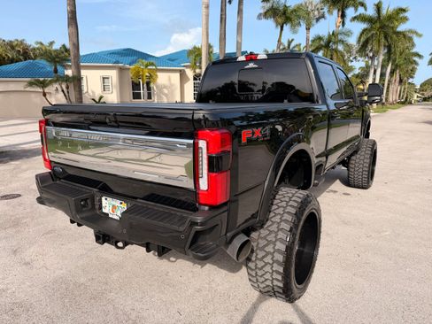 Used 2025 Ford F250 Platinum AWD/4WD image 28