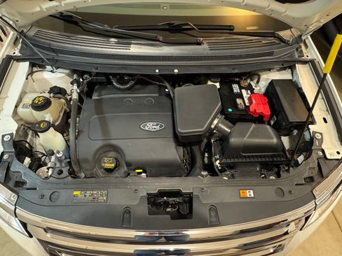 Used 2013 Ford Edge Limited image 29