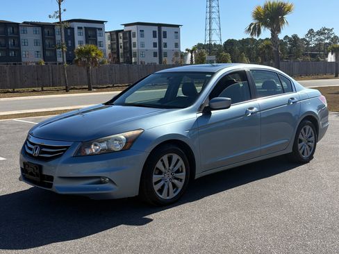 Used 2011 Honda Accord EX-L image 1