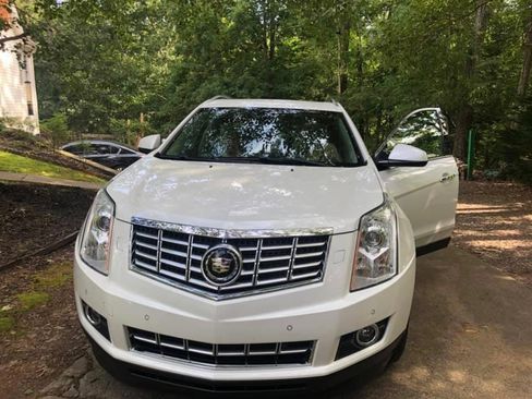 Used 2013 Cadillac SRX Premium w/ Driver Assist Package image 9