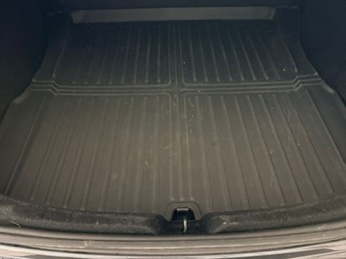 Used 2025 Tesla Model 3 Long Range RWD image 8