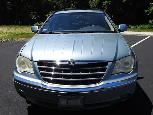 Used 2008 Chrysler Pacifica Limited w/ Rear Back-up Camera Group FWD image 4