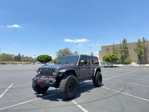Used 2021 Jeep Wrangler Unlimited Rubicon AWD/4WD image 1
